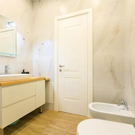 Kler City Center Apartment