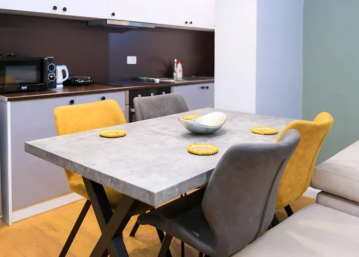 Kler City Center Apartment